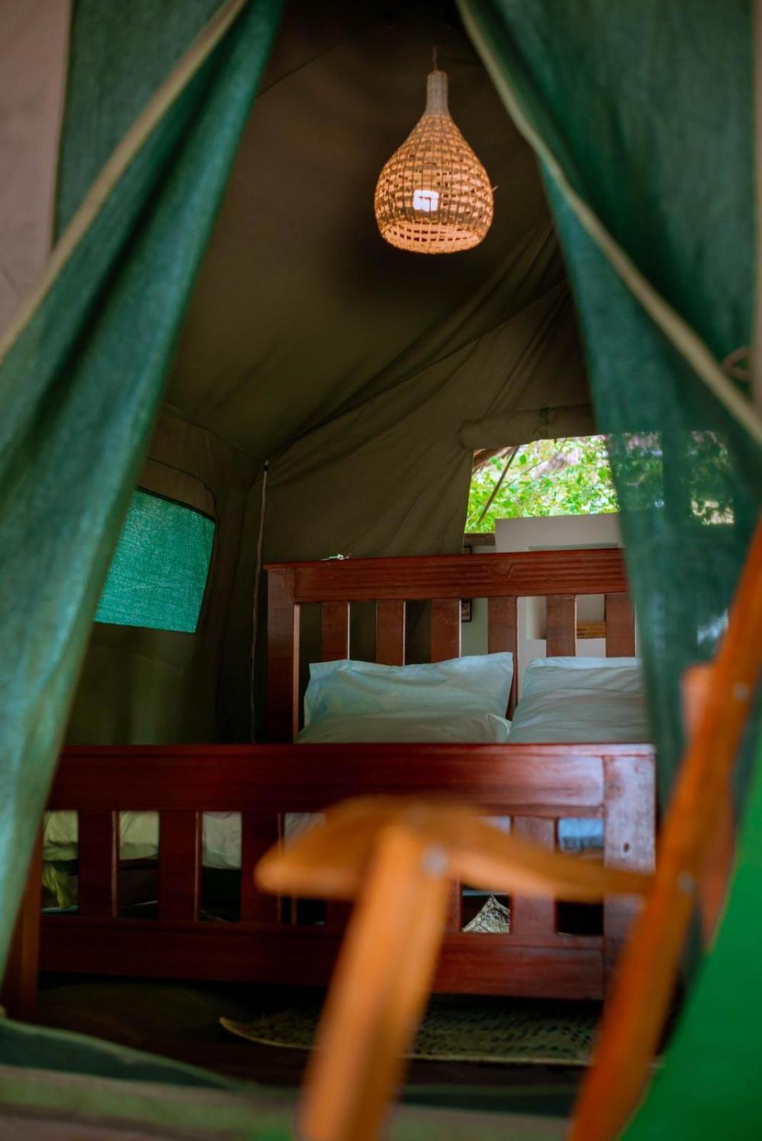 הוסטל דאר א-סאלאם Mikadi Beach Camp & Backpackers מראה חיצוני תמונה