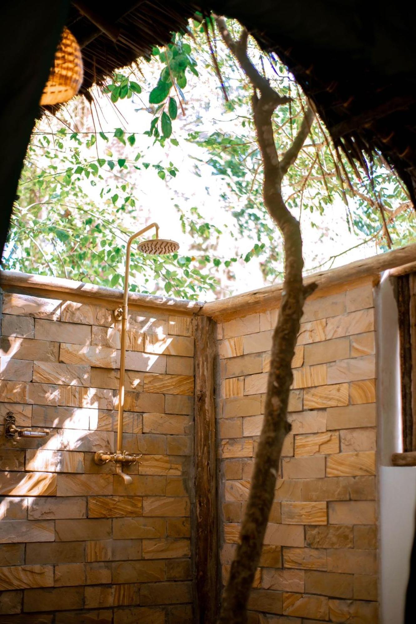 הוסטל דאר א-סאלאם Mikadi Beach Camp & Backpackers מראה חיצוני תמונה